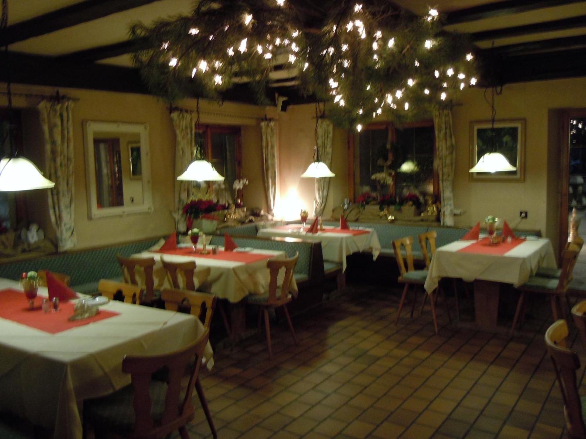 Gasthof Adler Salem  Bagian luar foto