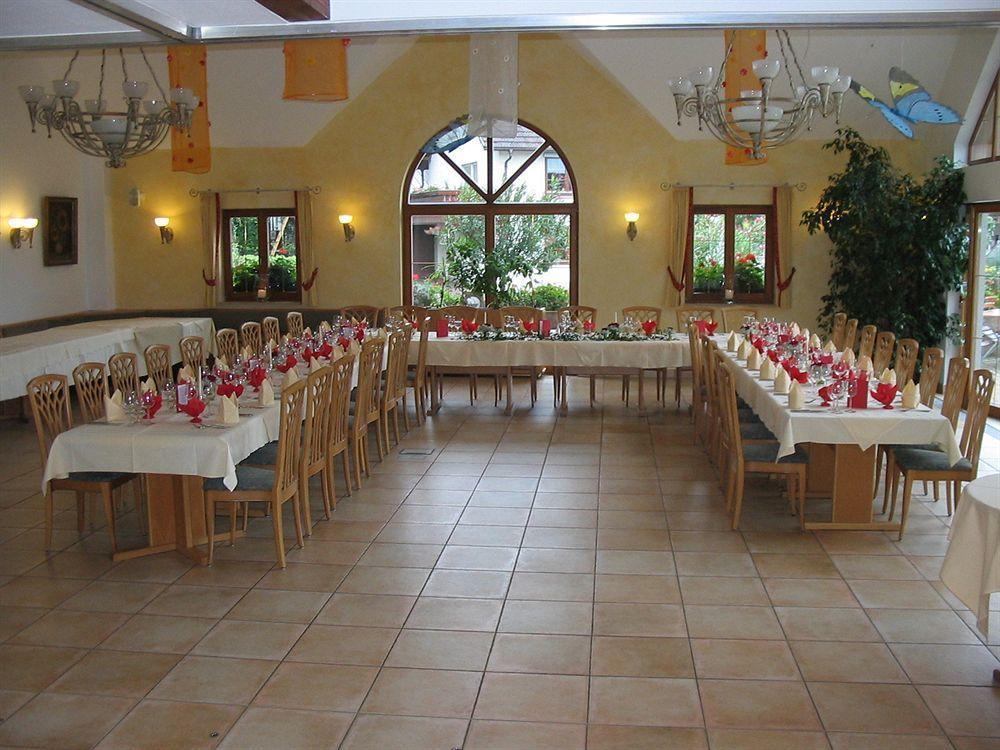 Gasthof Adler Salem  Bagian luar foto