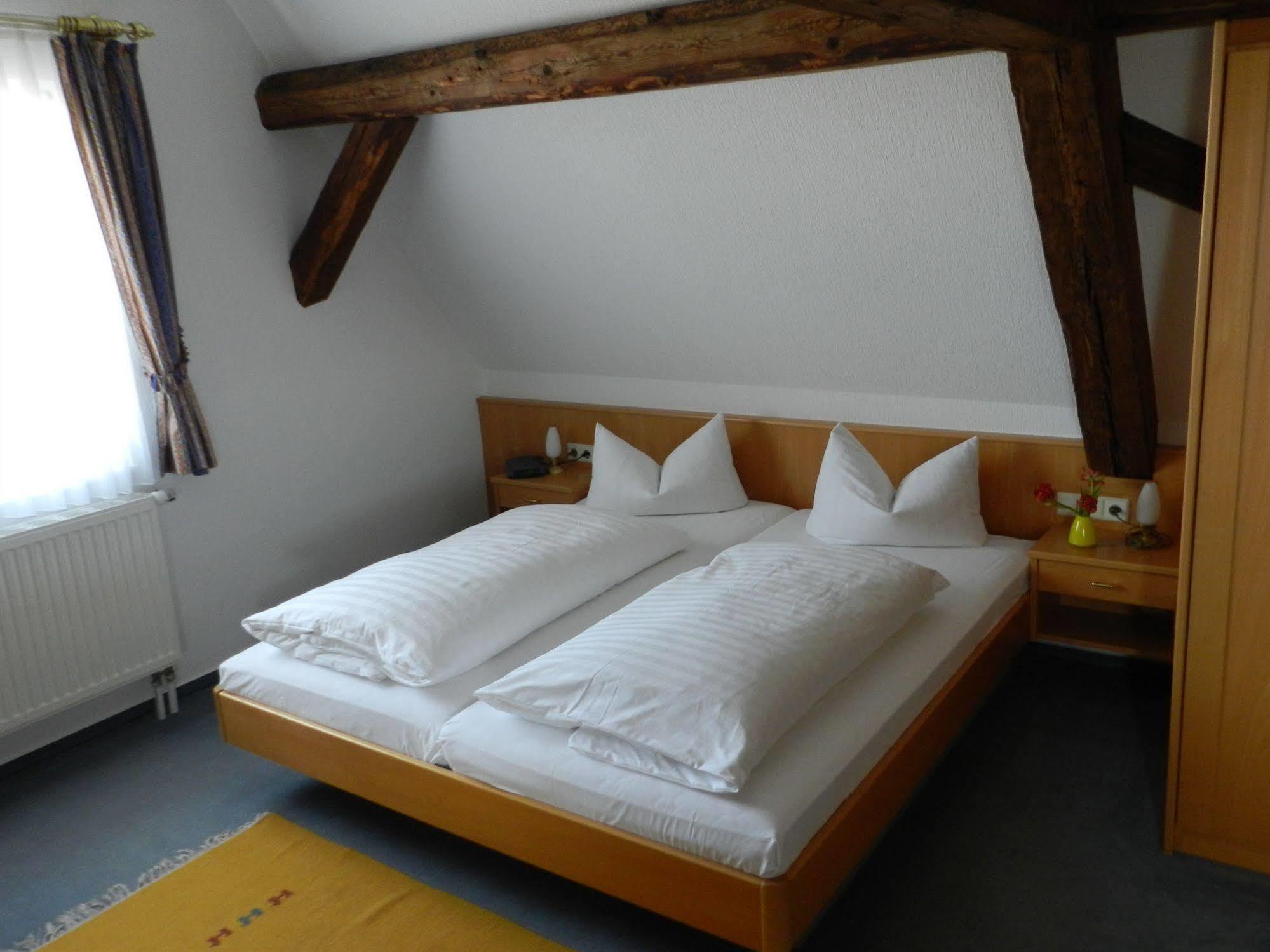 Gasthof Adler Salem  Bagian luar foto