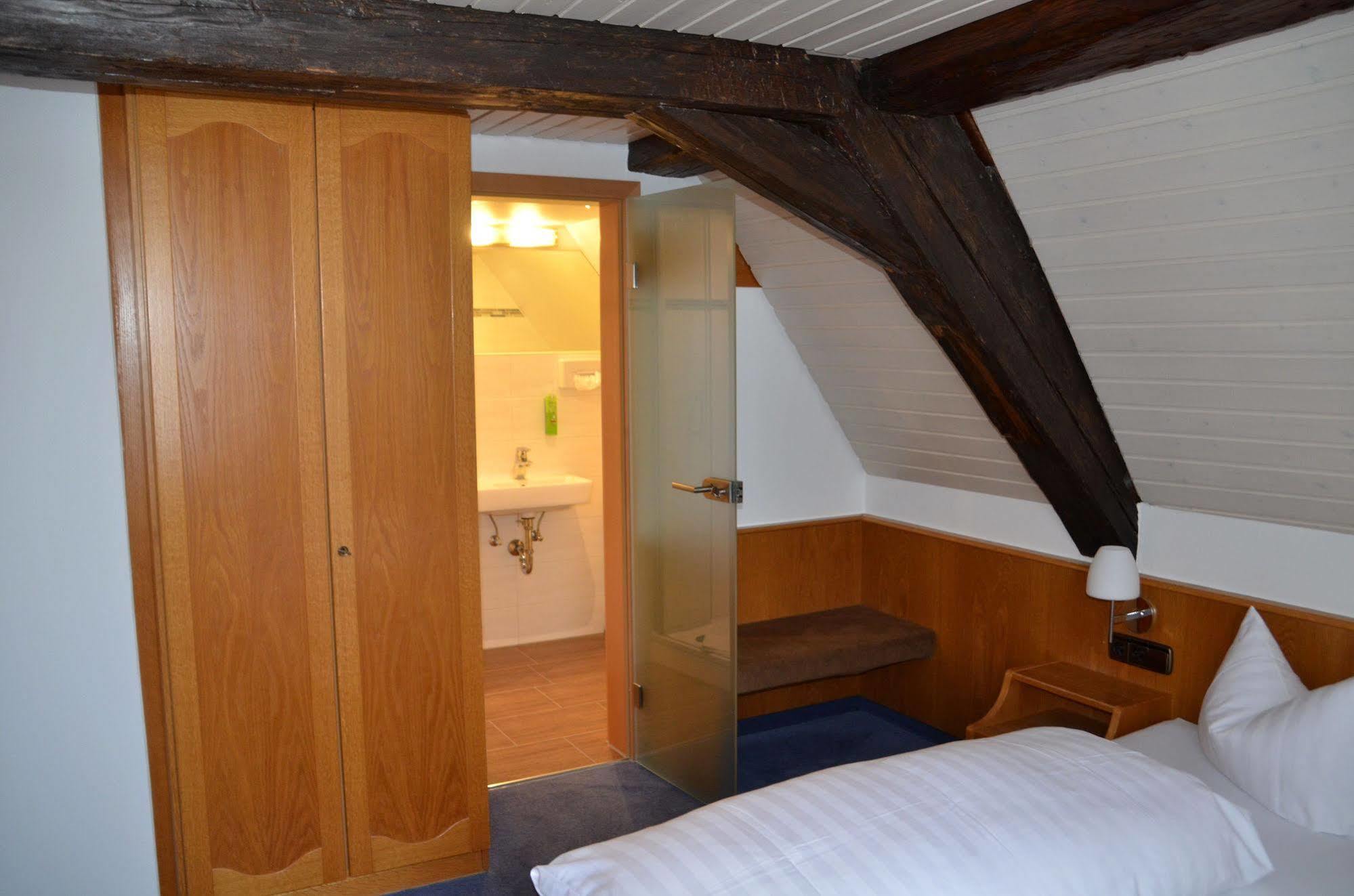 Gasthof Adler Salem  Bagian luar foto