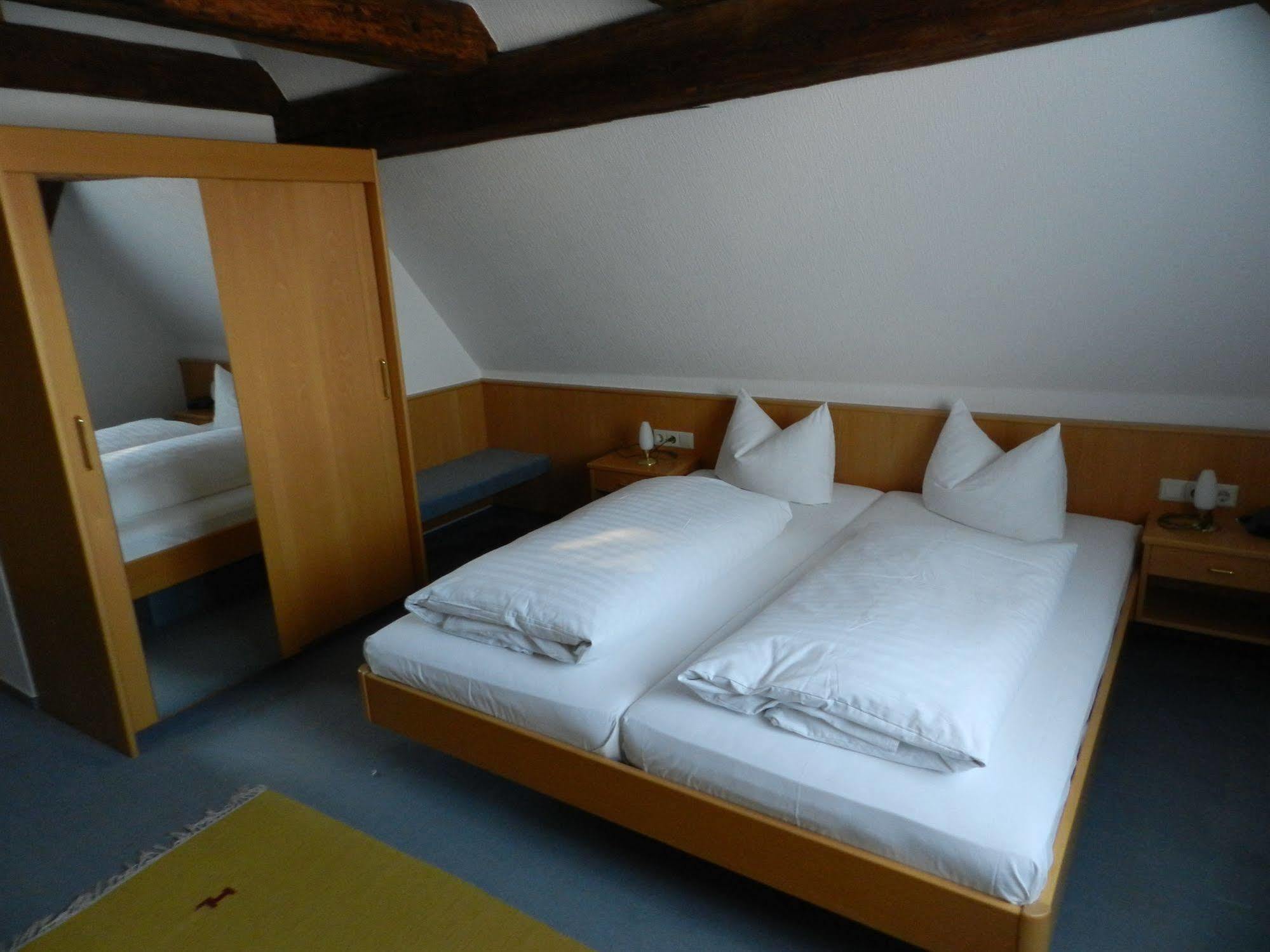 Gasthof Adler Salem  Bagian luar foto