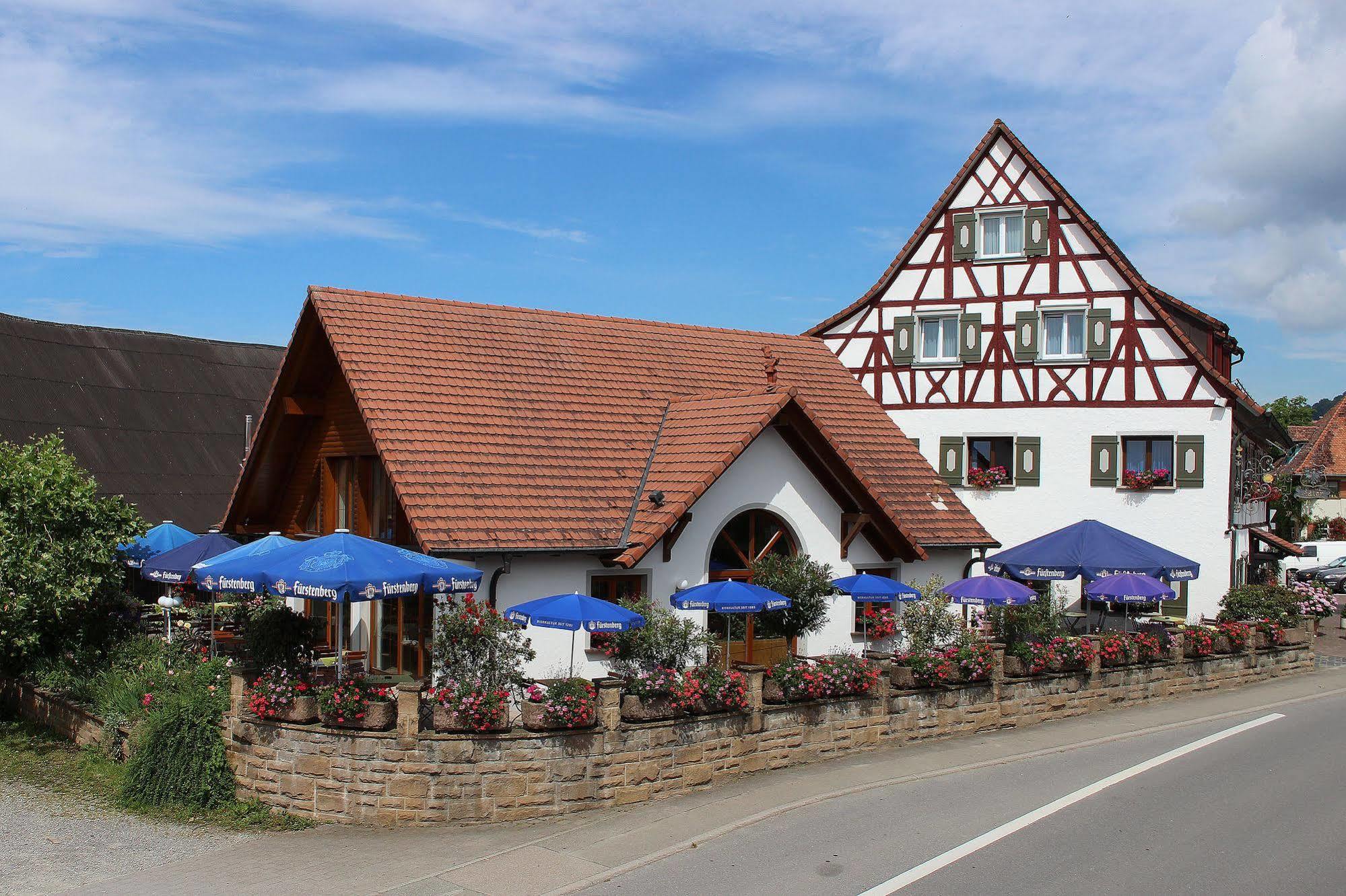 Gasthof Adler Salem  Bagian luar foto